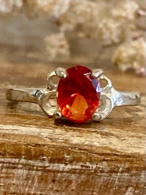 Sterling Silver 925 Orange Red Faceted Gemstone Ring Size 7